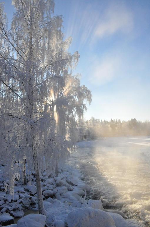 Tuhannen Tarinan Talo Kannuskoski Exterior foto