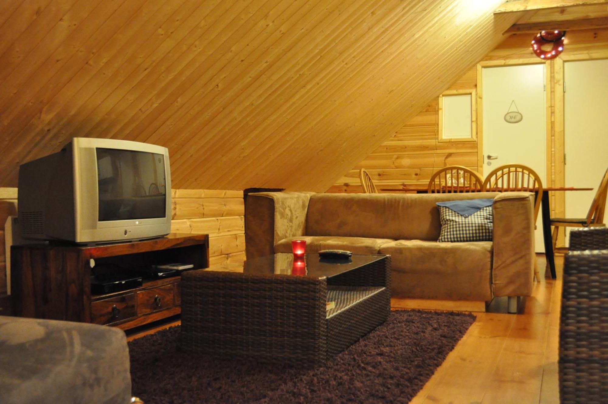 Tuhannen Tarinan Talo Kannuskoski Exterior foto